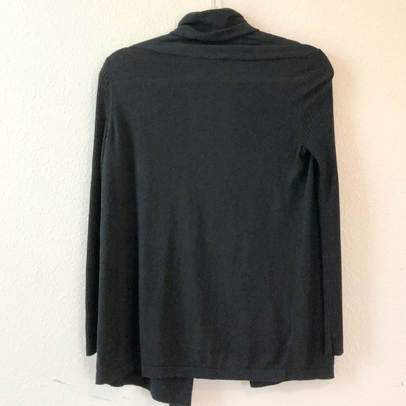 LOFT Cardigan - Picture 4 of 6